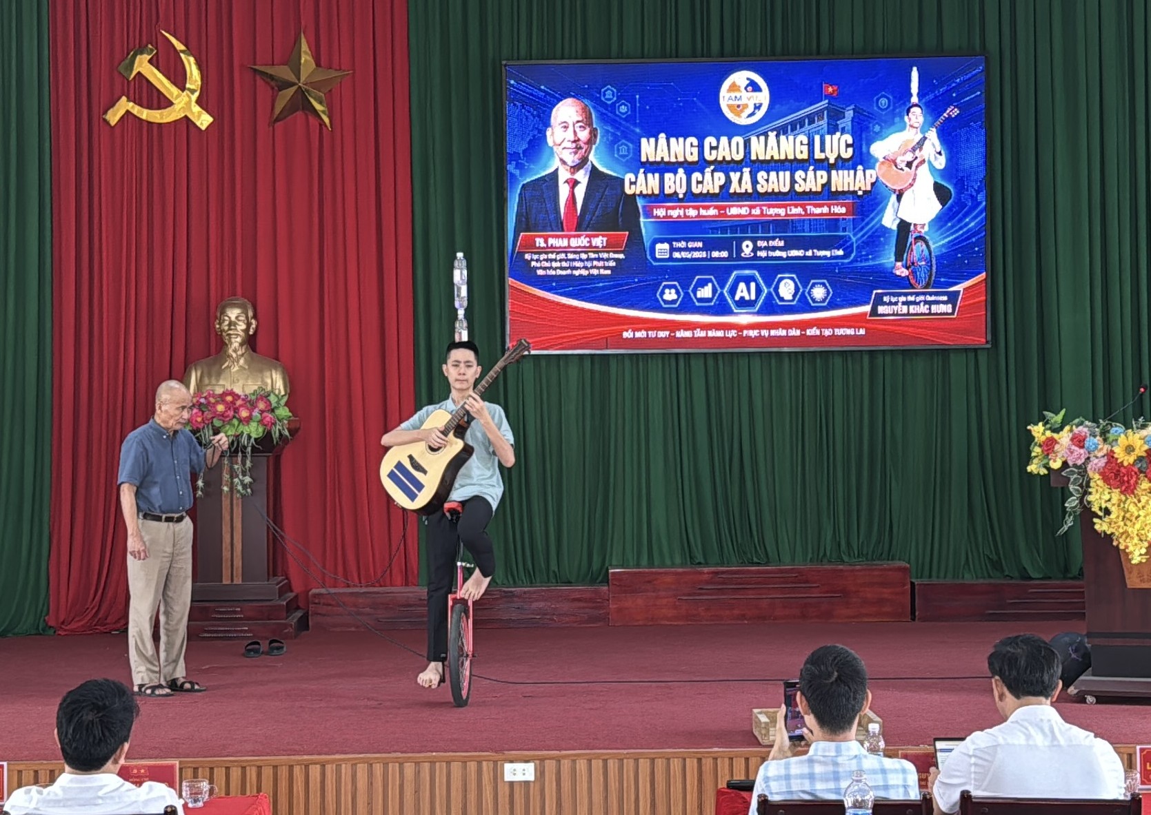 Đảng ủy x&atilde; Tường Lĩnh - N&acirc;ng cao năng lực c&aacute;n bộ cấp x&atilde; sau s&aacute;t nhập